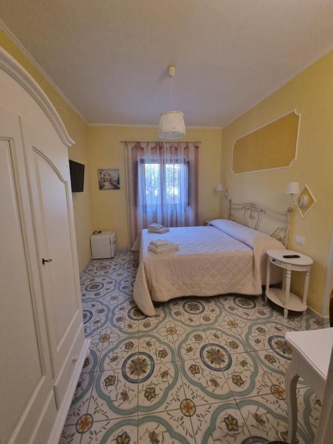 Il Ruscello Bed & Breakfast Маратеа Екстериор снимка